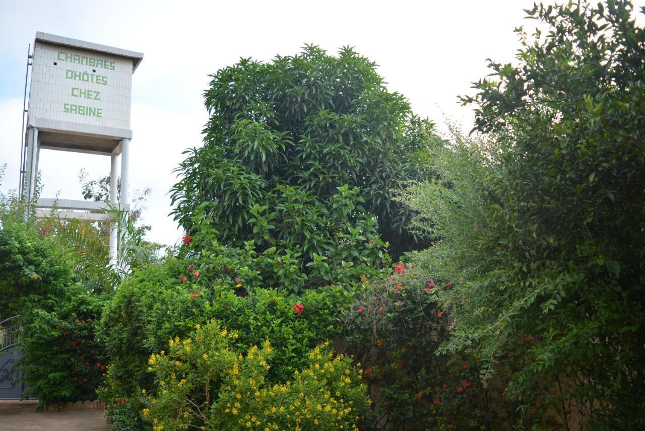 Bed and Breakfast Chez Sabine à Abomey Extérieur photo
